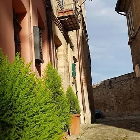 La Lanterna 3*