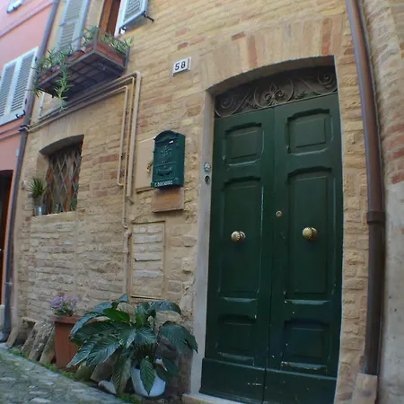 Couette-café La Lanterna Fermo