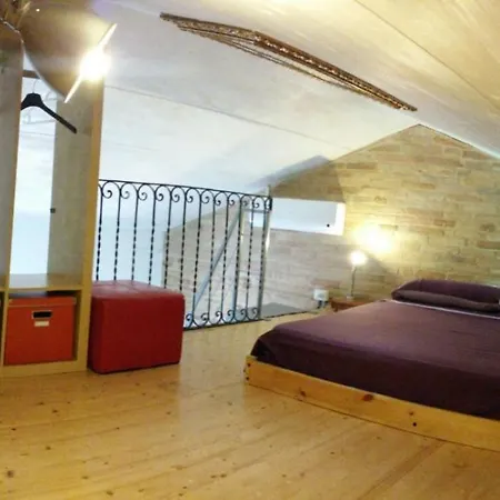 La Lanterna Bed & Breakfast