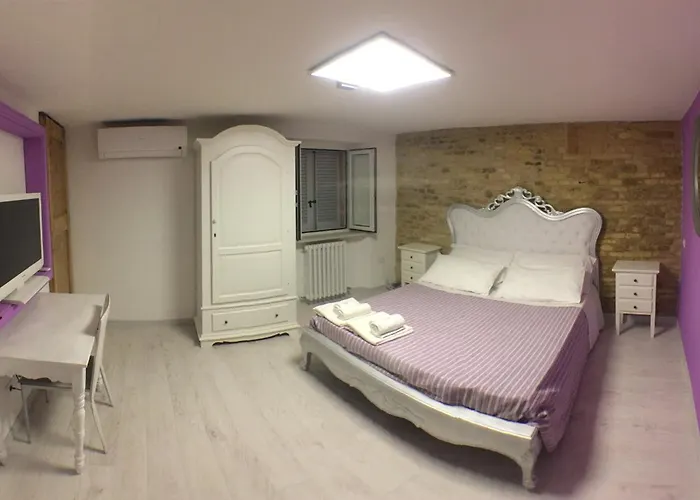 Bed & Breakfast La Lanterna 3*